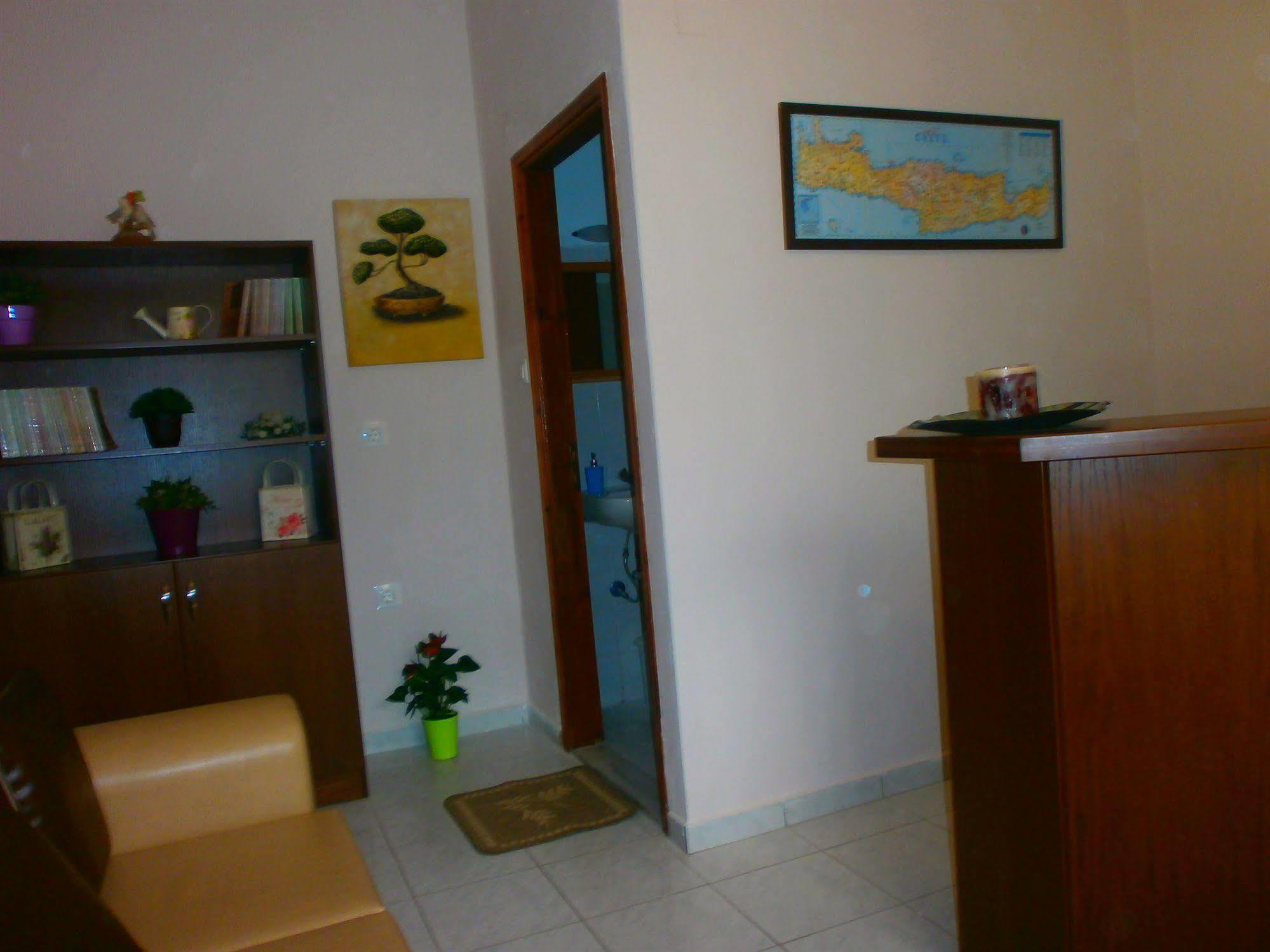 Antigoni Affittacamere 2*